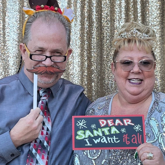 Meet your Posher, Debbie - Picture 4 of 7